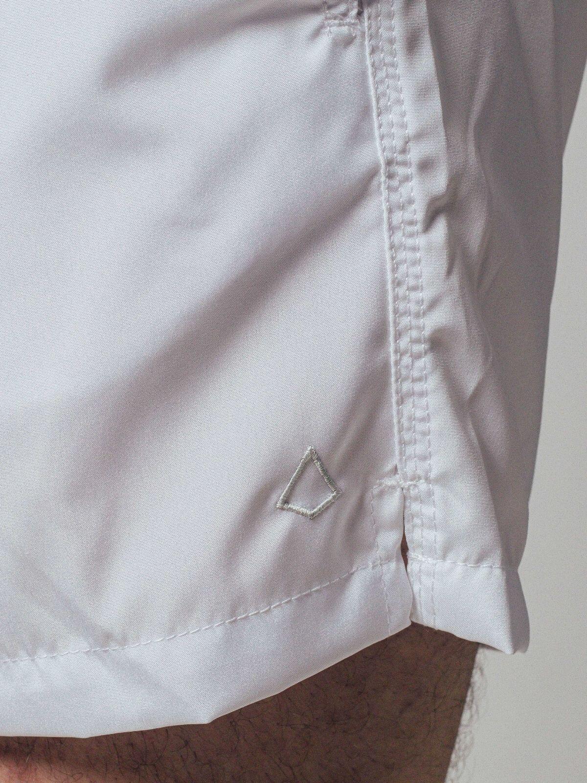 Short Basic White