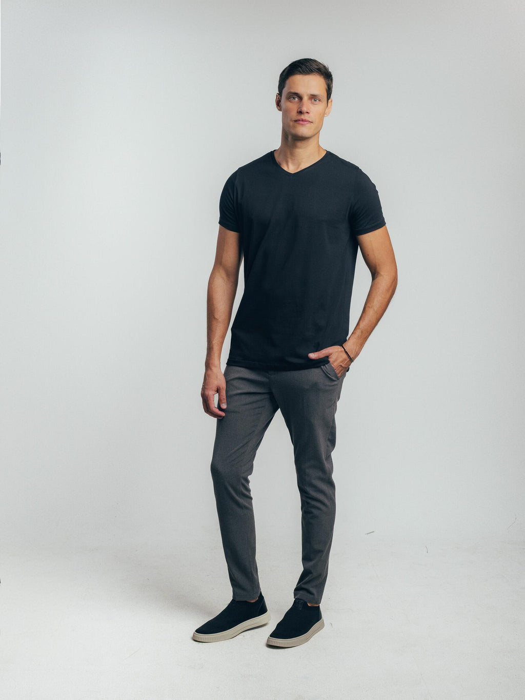 Camiseta Gola V Black