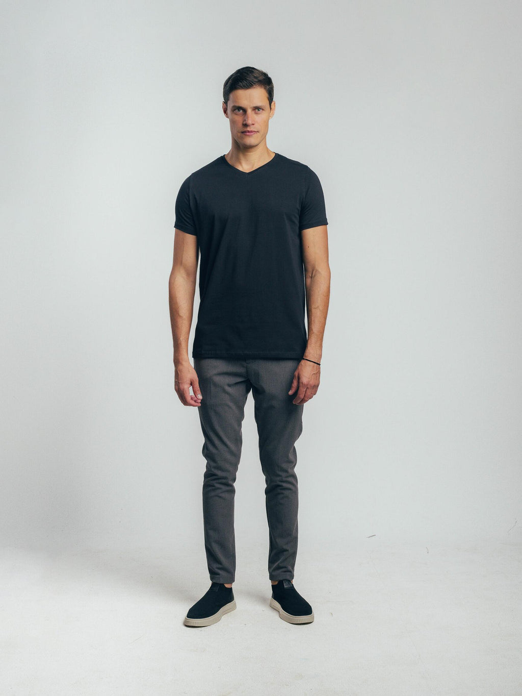 Camiseta Gola V Black
