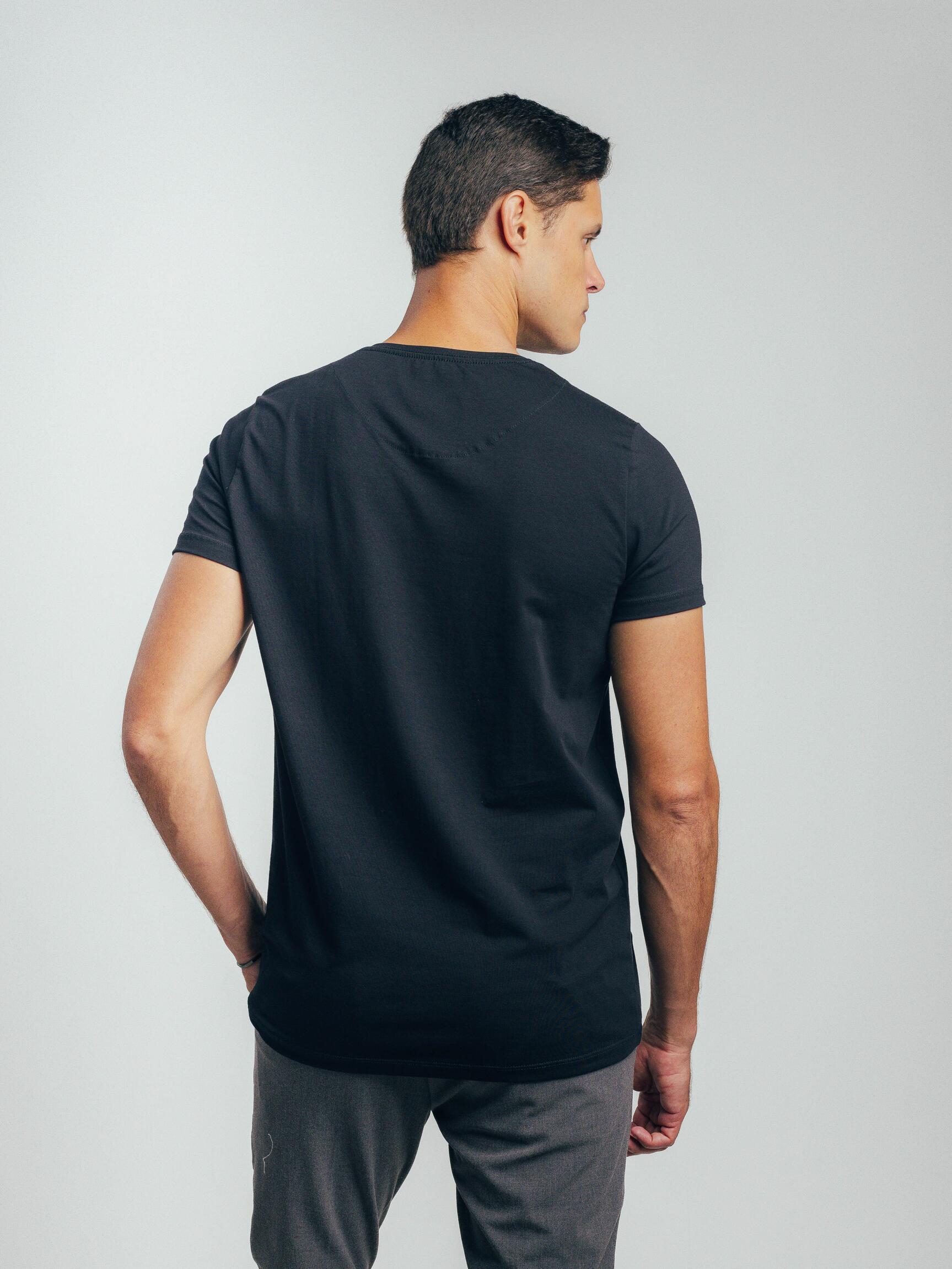 Camiseta Gola V Black