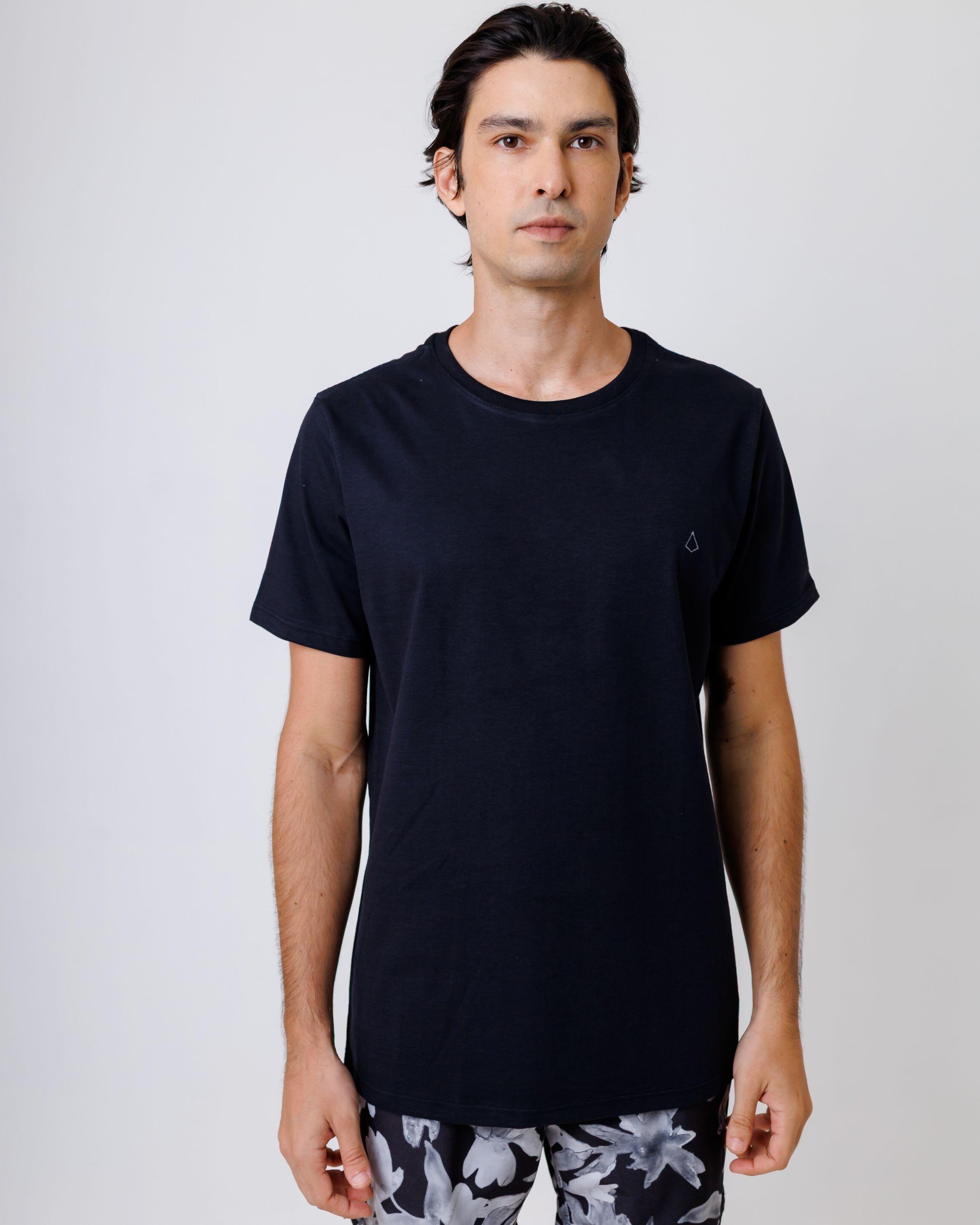 Camiseta Essentials Smoke