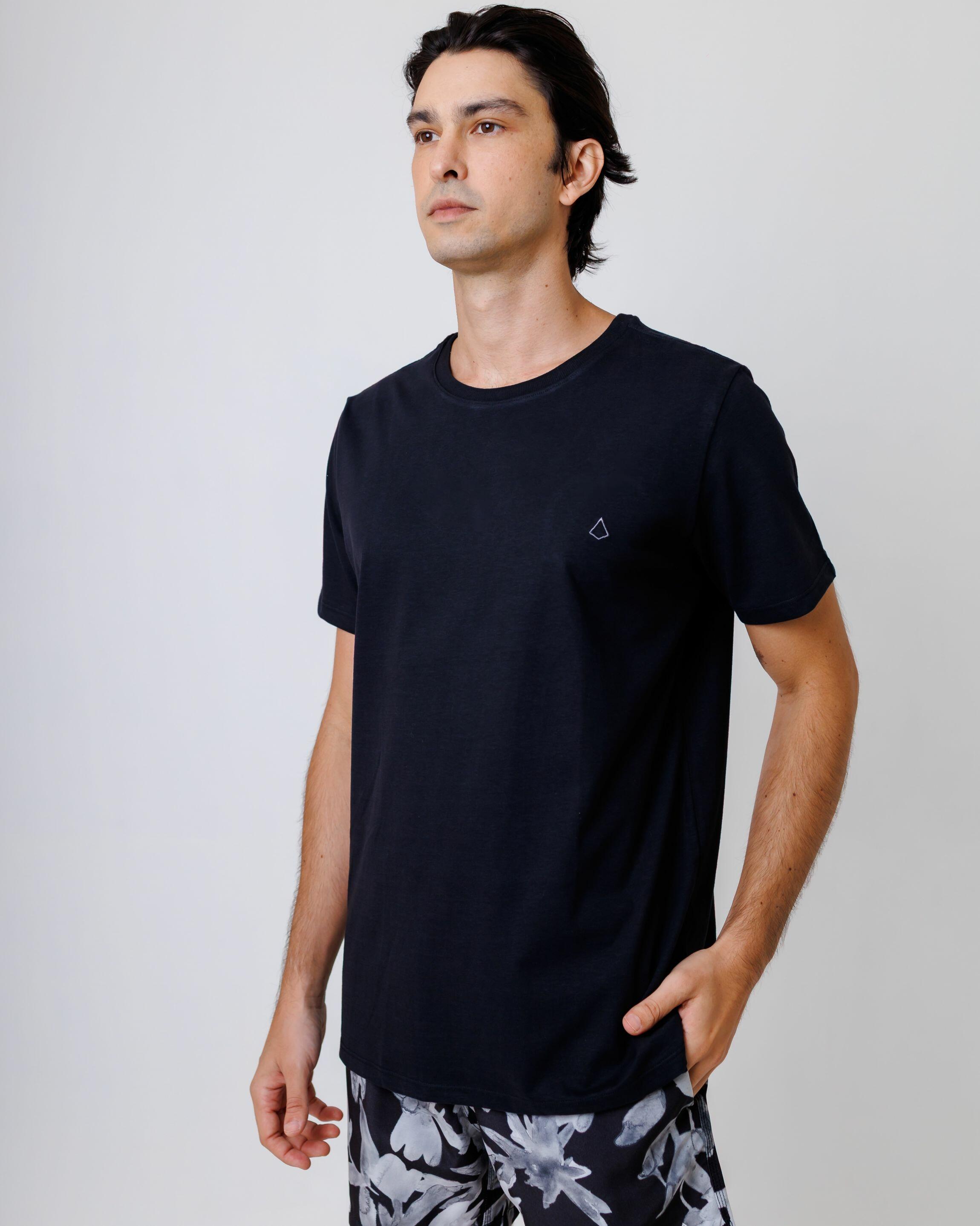 Camiseta Essentials Smoke