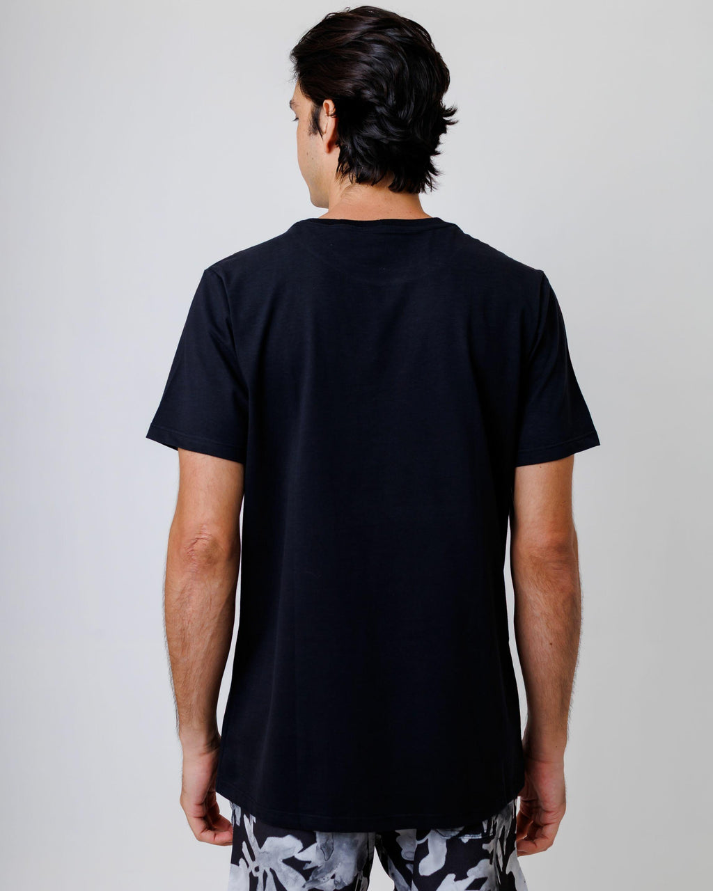 Camiseta Essentials Smoke