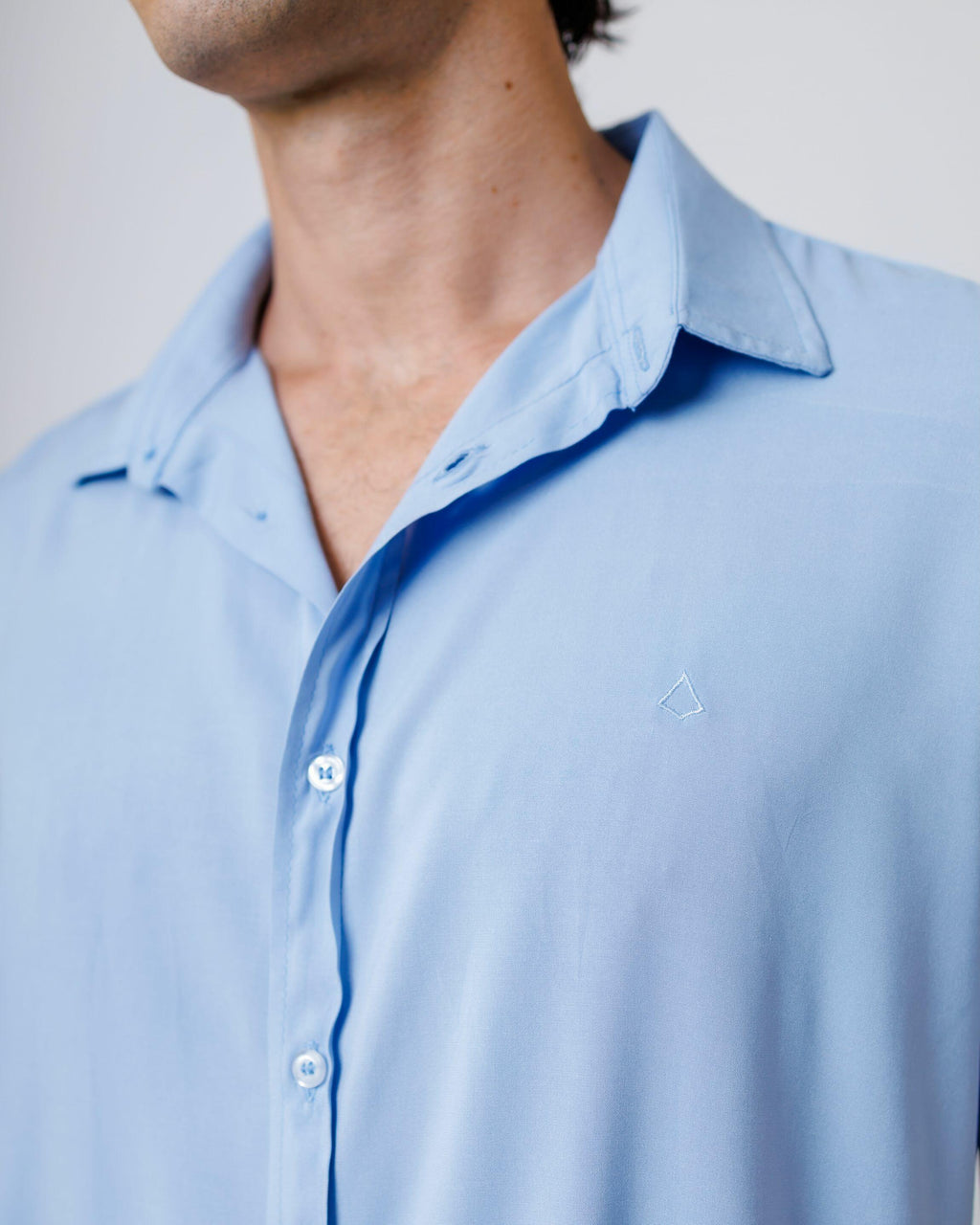 Camisa de Botão MC Viscose Basic Cb Mc Visc Arctic
