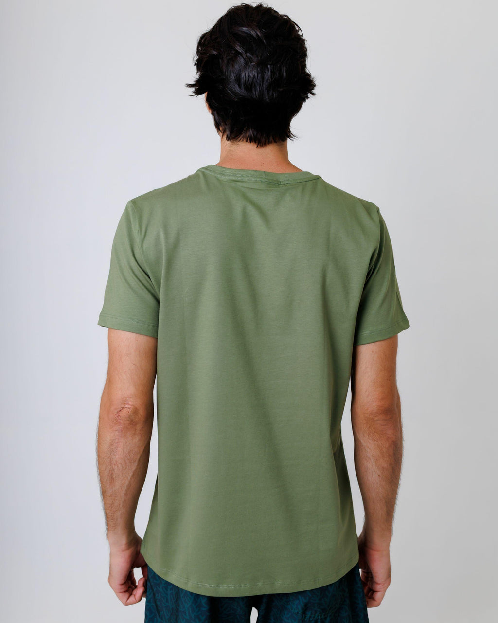 Camiseta Essentials Tea