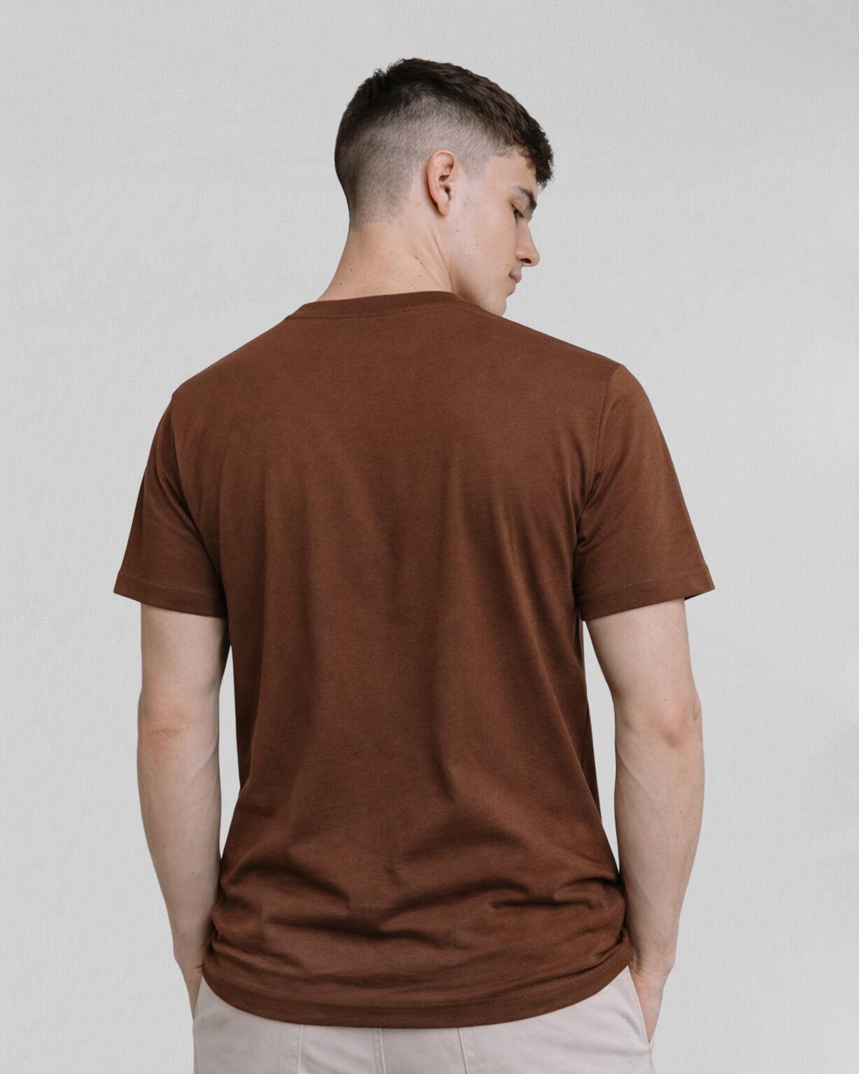Camiseta Essentials Umber