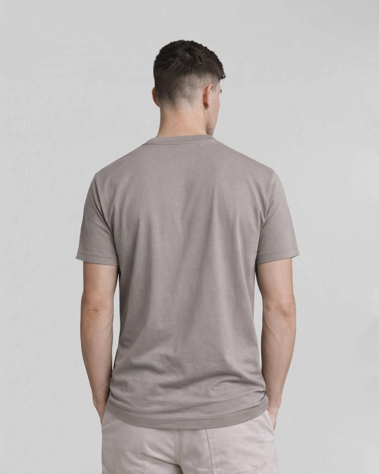 Camiseta Essentials Ecru