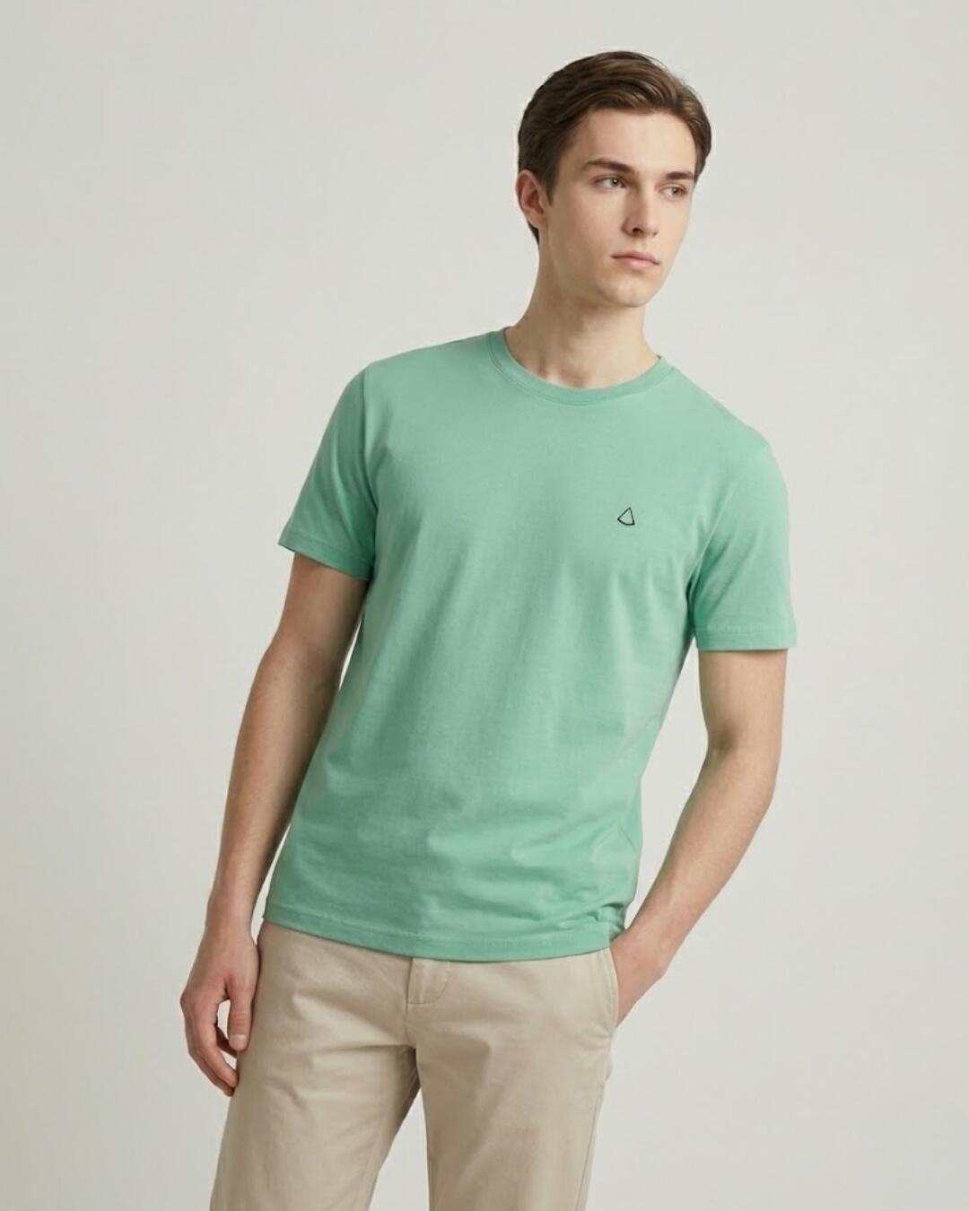 Camiseta Essentials Summer
