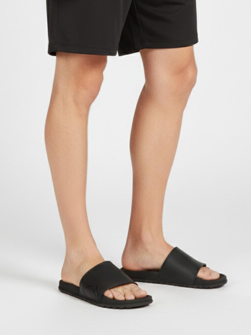 Slide Trip Black