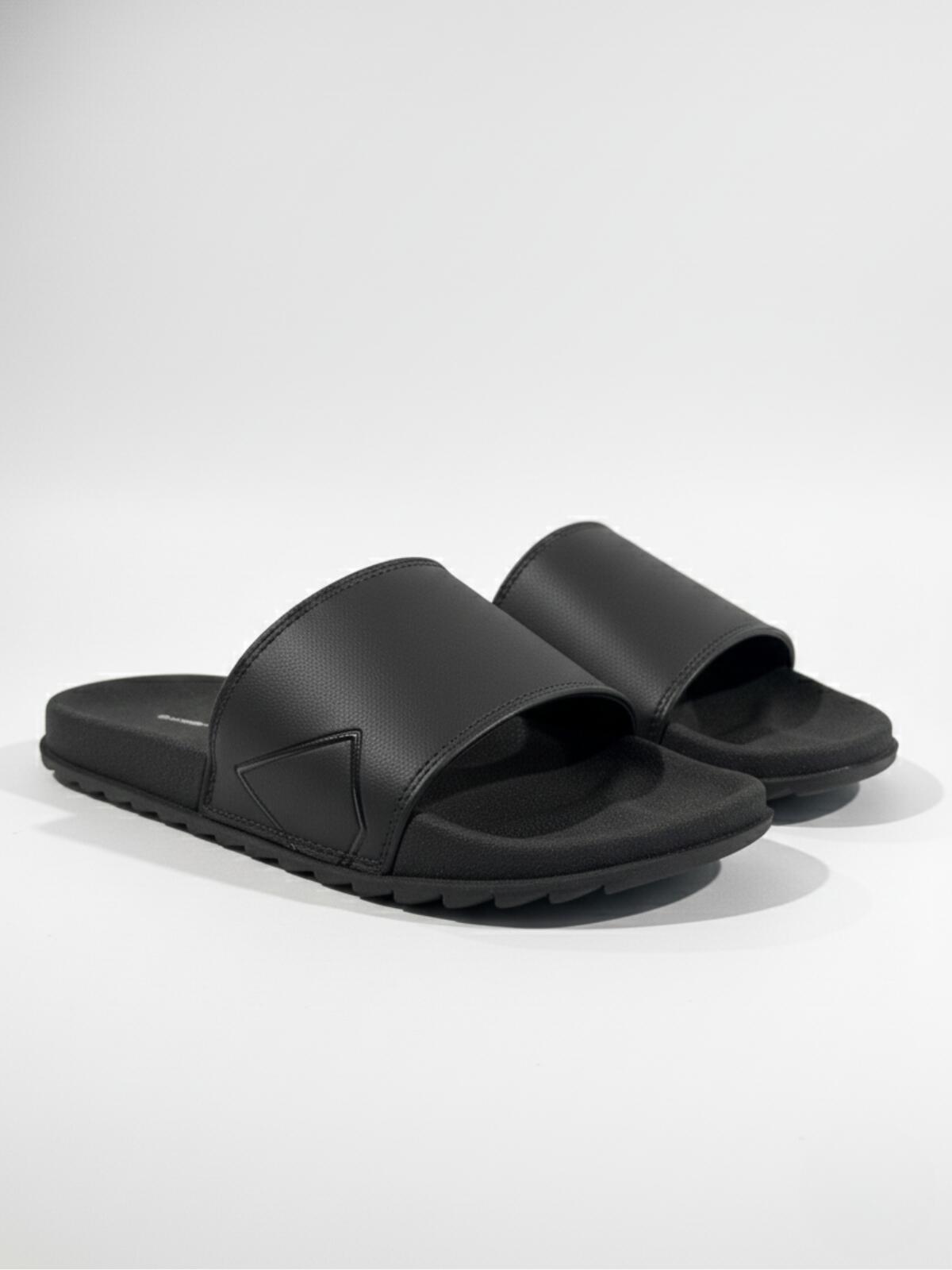 Slide Trip Black