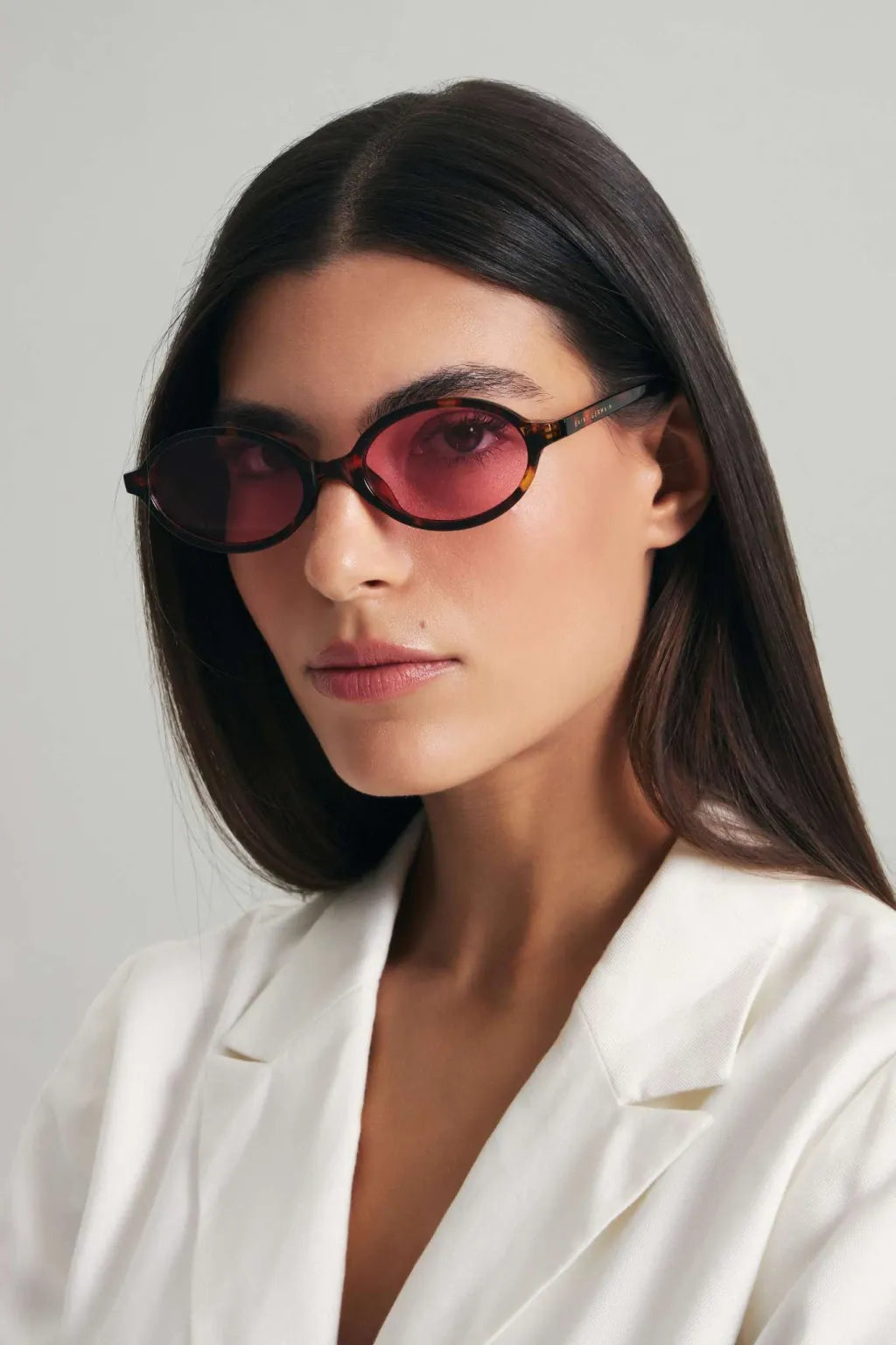 Óculos de Sol Oval Siena Tortoise Clássico com Lente Rosa