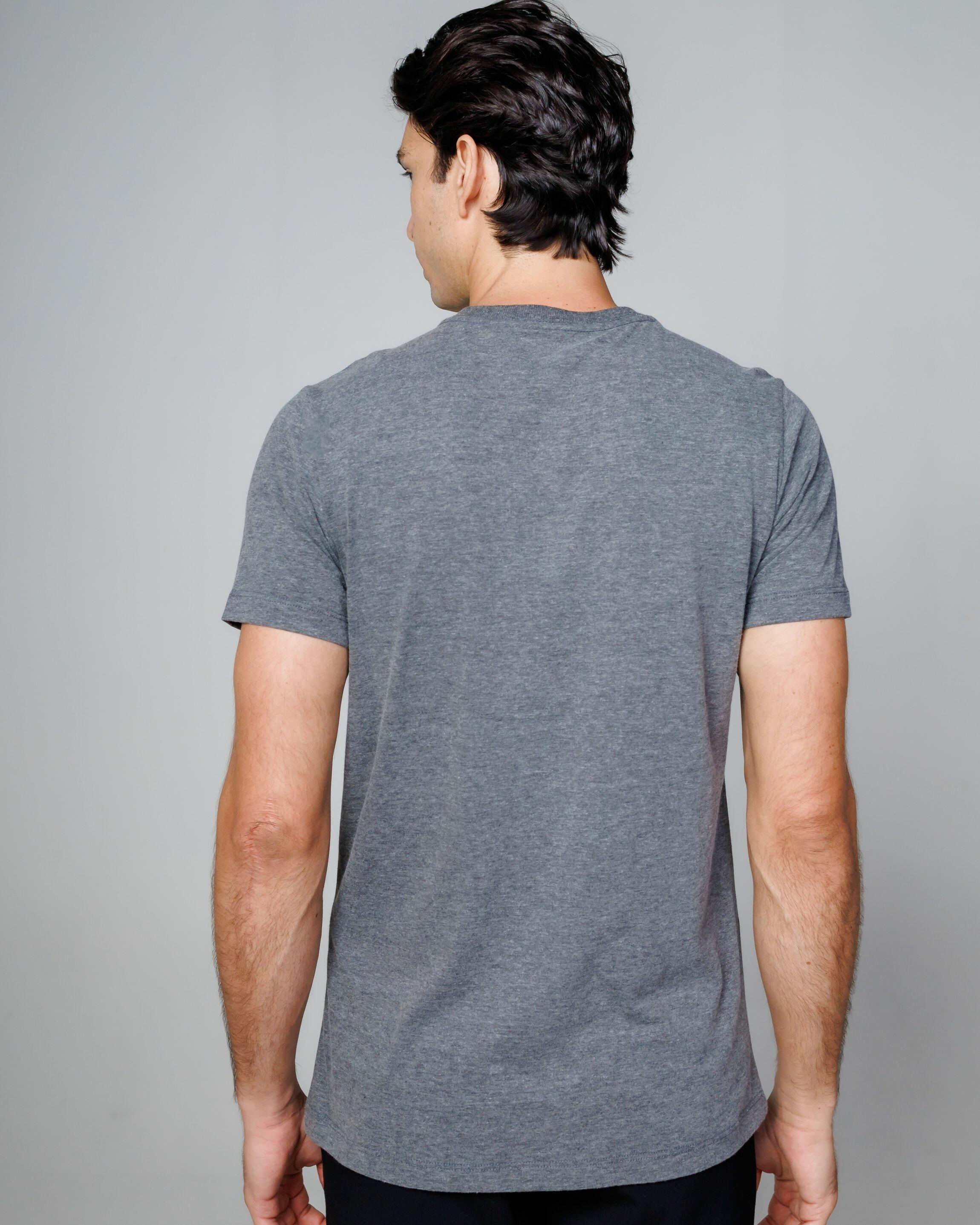 Camiseta Essentials Chumb
